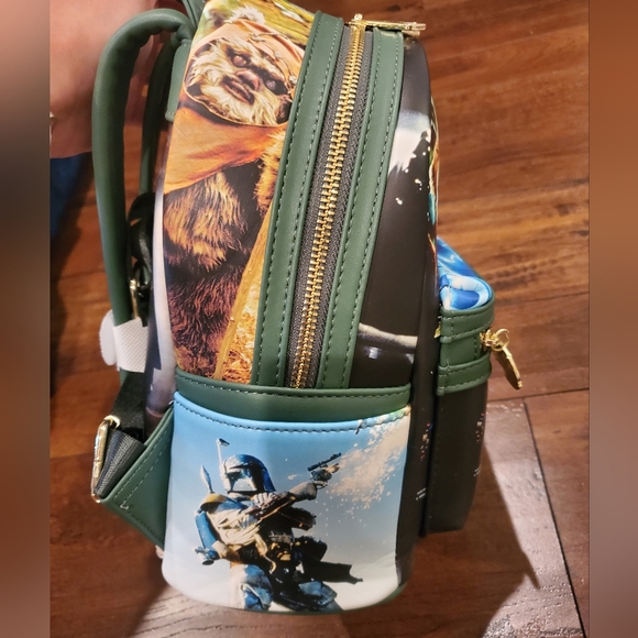 NWT Loungefly Star Wars Return Of The Jedi Scene Green Backpack - Picture 9 of 13